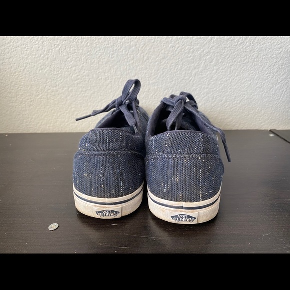 Vans - Picture 3 of 4